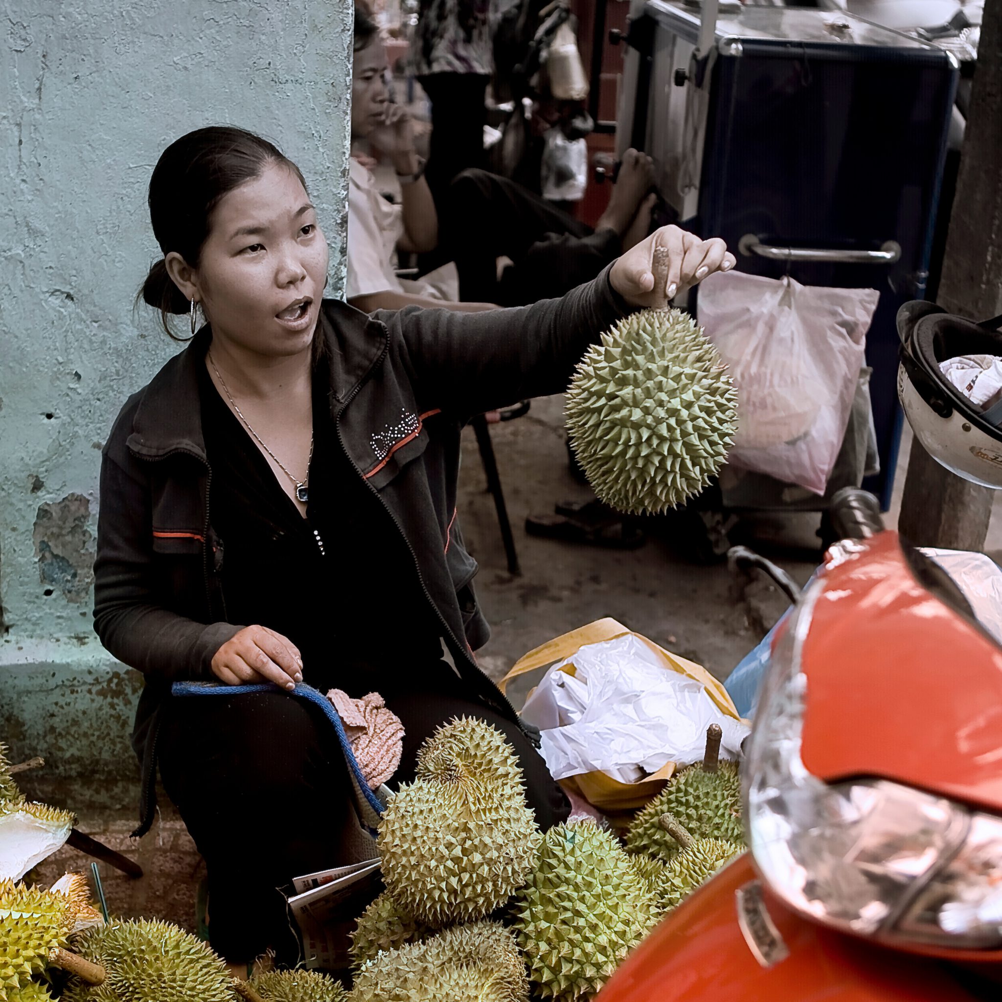 How to understand developments in Vietnam's first metro system